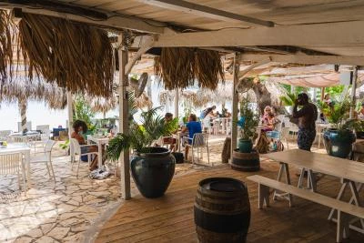 restaurant saint anne bao beach