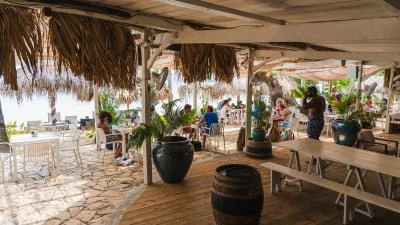 restaurant saint anne bao beach